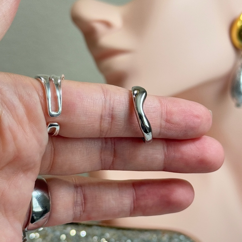 ⚜️ Wave Silver Tone Ring - Picture 5 of 5